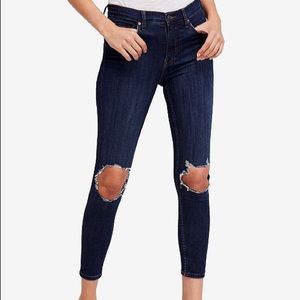 Free People Busted Knee Skinny Jeans NWT